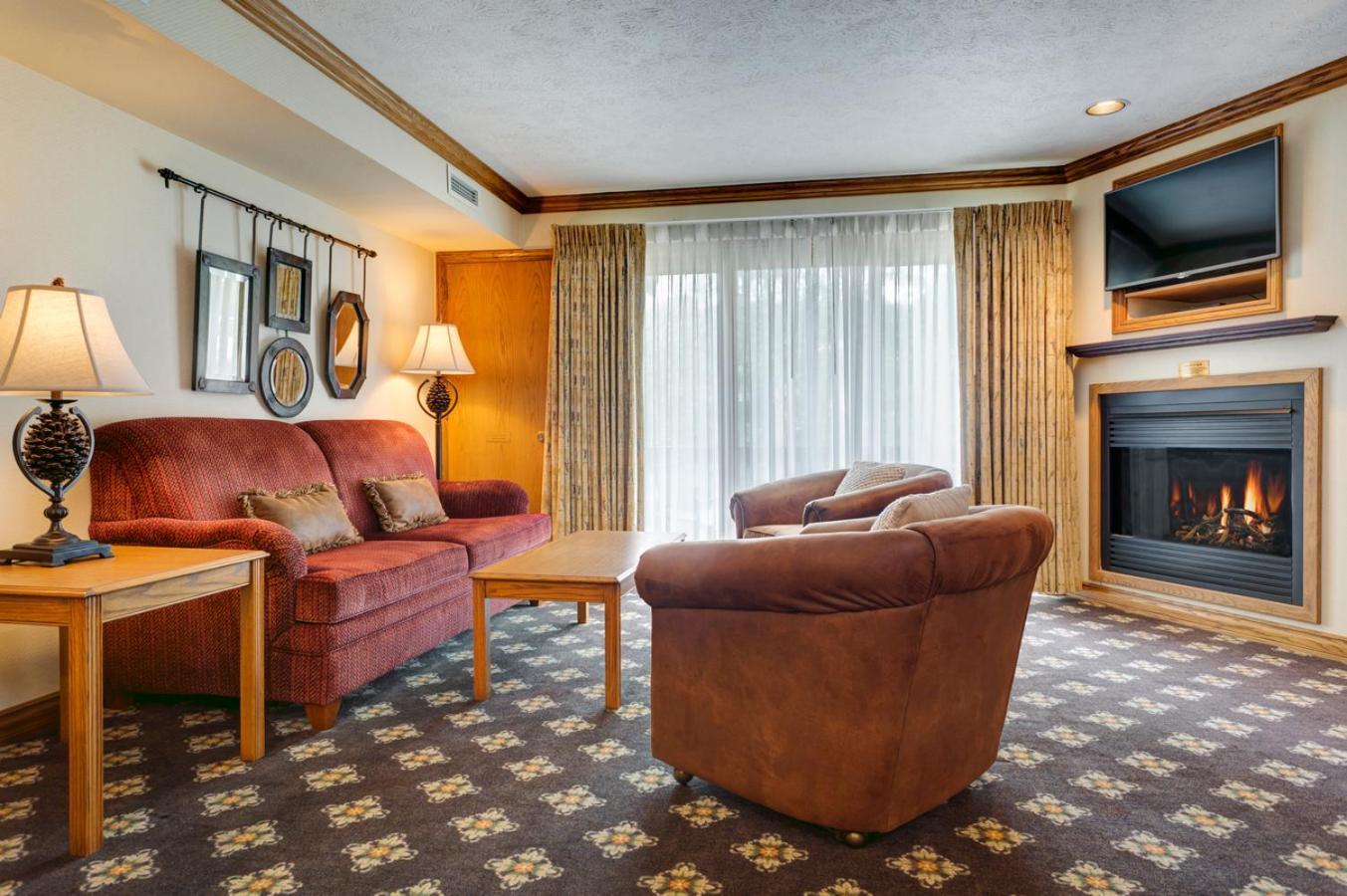 The Highlands At Harbor Springs Hotel Стая снимка