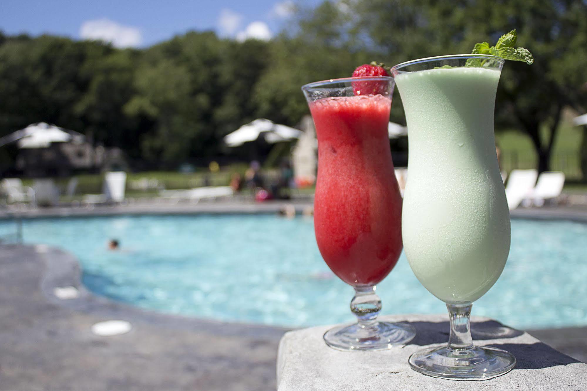 The Highlands At Harbor Springs Hotel Екстериор снимка